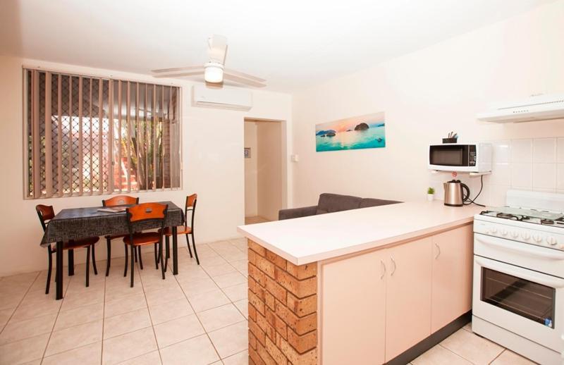 Carnarvon Central Apartments מראה חיצוני תמונה