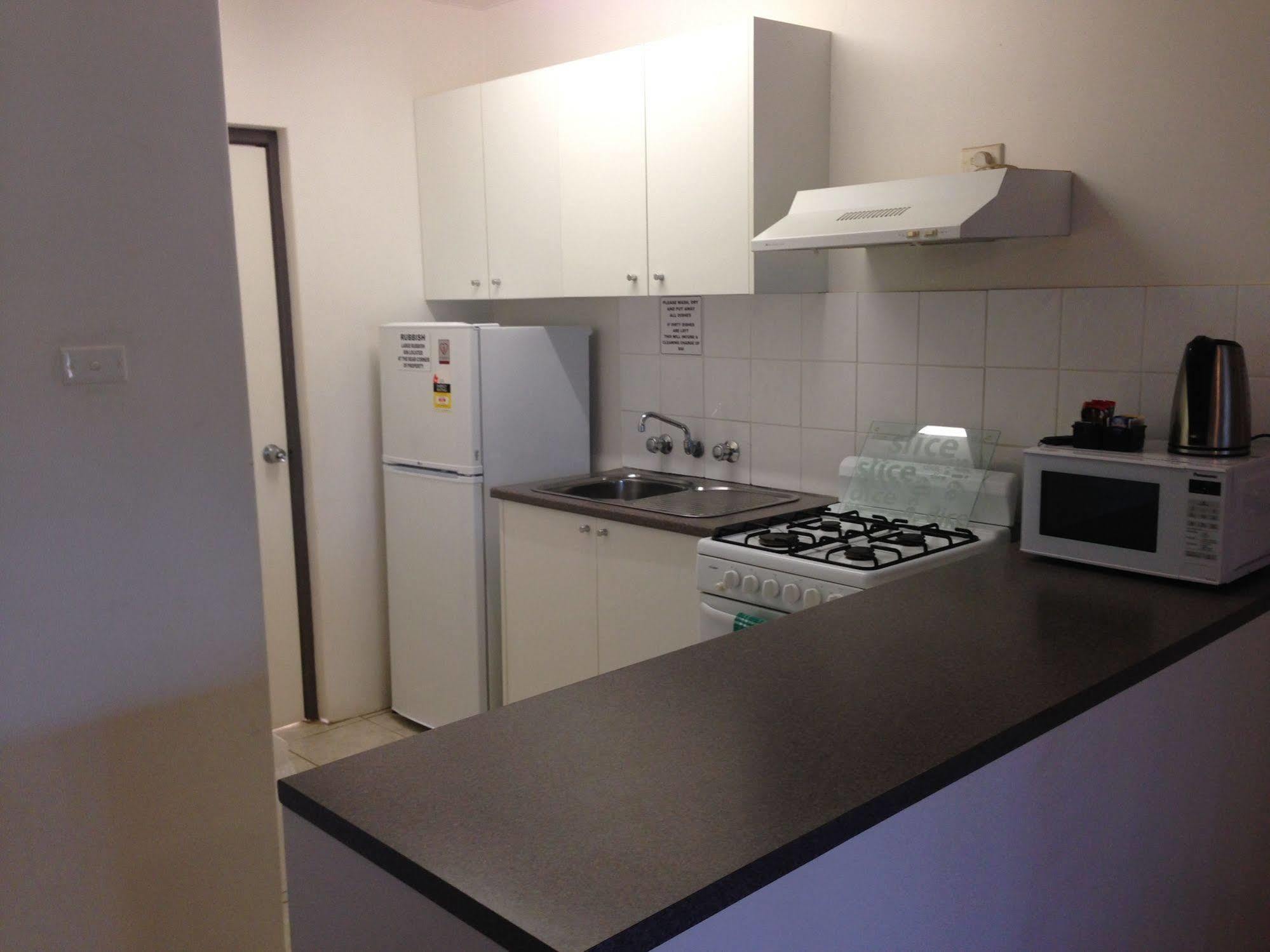 Carnarvon Central Apartments מראה חיצוני תמונה
